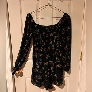 Long sleeve Dress / Romper with pockets, paisley pattern